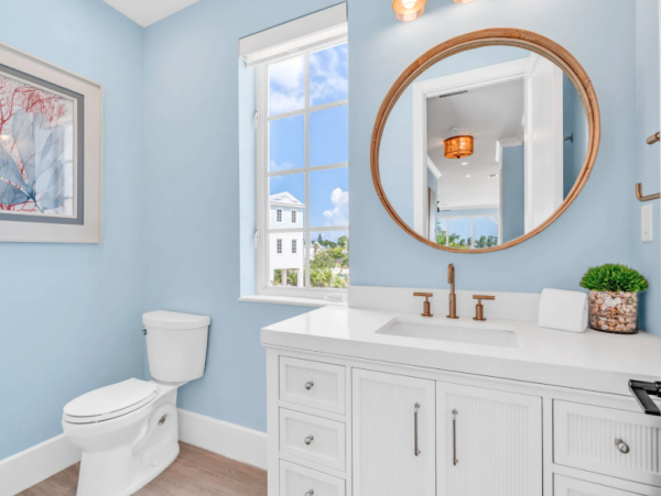 Luxury Oceanfront Vacation Rental in Marathon FL - 5-Bedroom Stunning Views